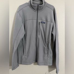Patagonia fleeced light gray sweater